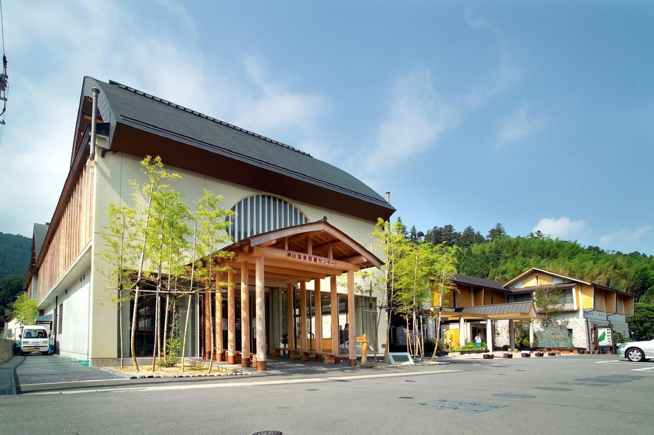 טוקושימה Kamiyama Onsen Hotel Shikinosato & Iyashinoyu מראה חיצוני תמונה
