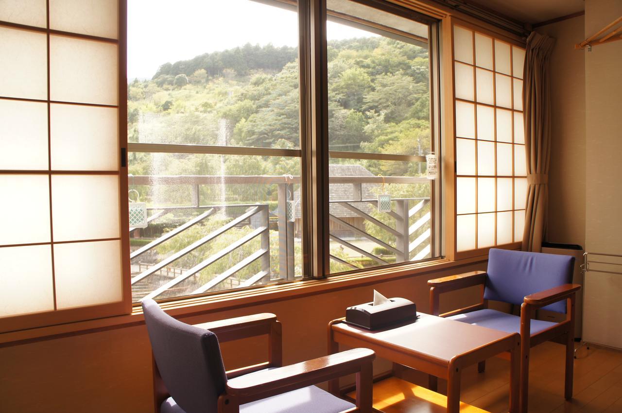 טוקושימה Kamiyama Onsen Hotel Shikinosato & Iyashinoyu מראה חיצוני תמונה