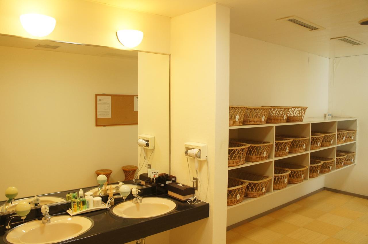 טוקושימה Kamiyama Onsen Hotel Shikinosato & Iyashinoyu מראה חיצוני תמונה